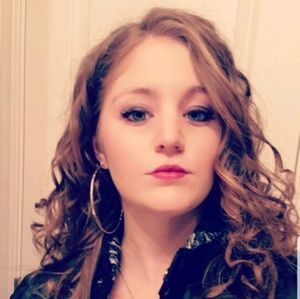 Meet your Posher, Sabrina